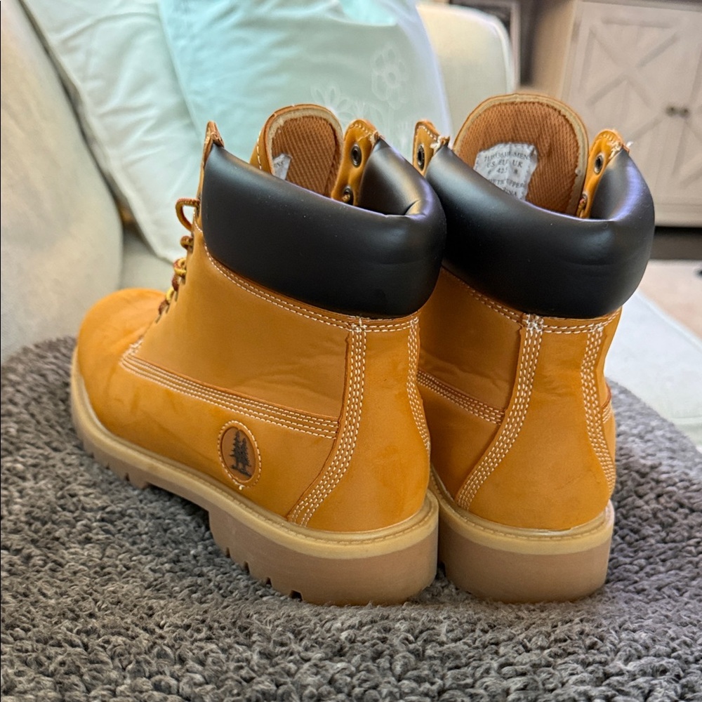 Men’s Workboots - Picture 3 of 5